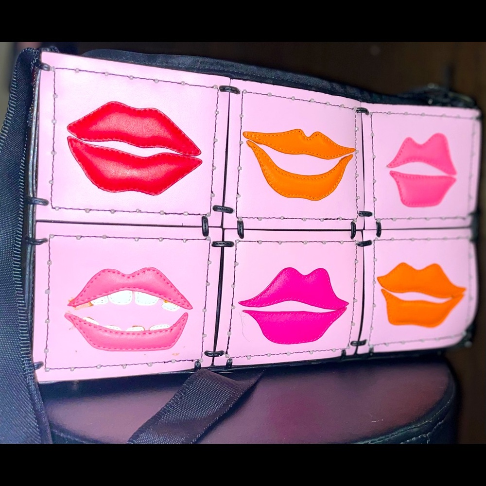Vintage 90’s Michael Simon Lip Bag